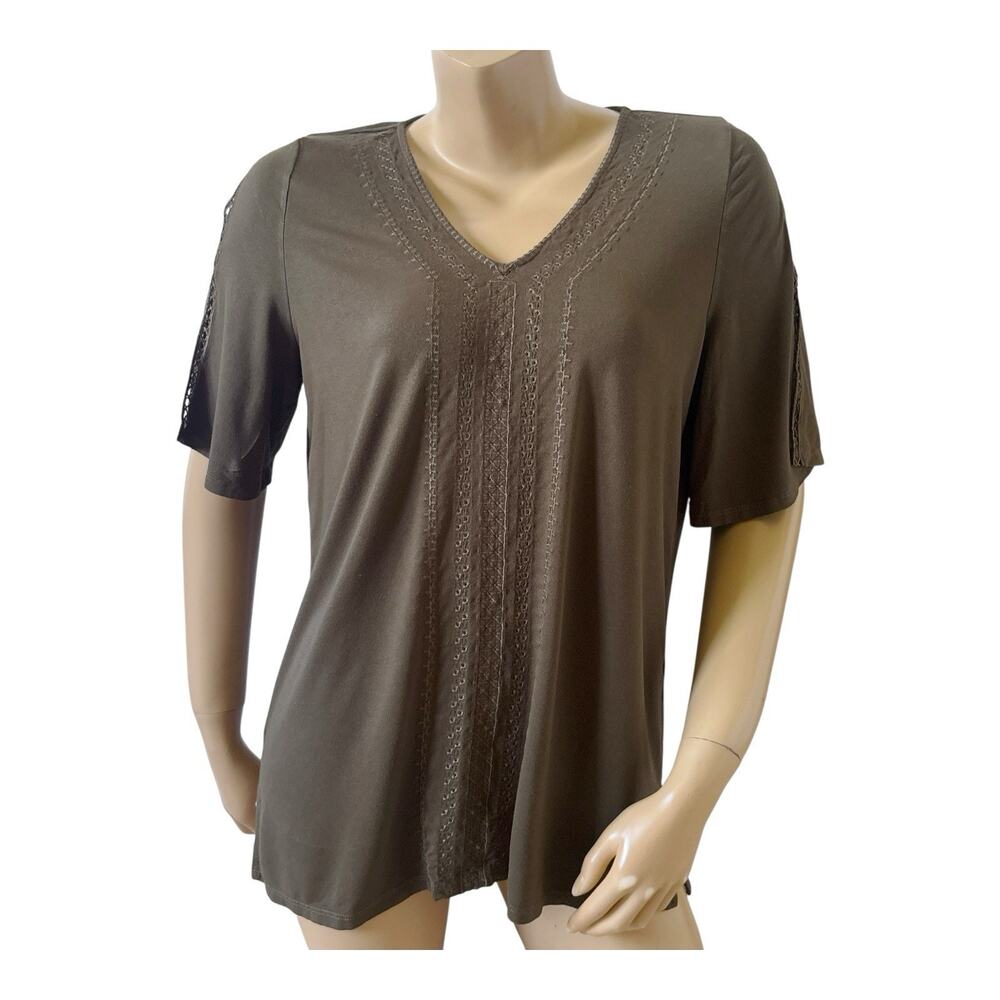 ADRIANNA PAPELL Womens Size Medium Olive Green Embroidered Slit Sleeve Shirt Top